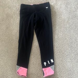 VS Pink cropped leggings- XS